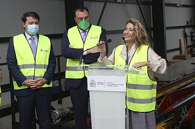 Adrián Barbón: «Es un día histórico y estoy emocionado, Asturias supera su aislamiento»