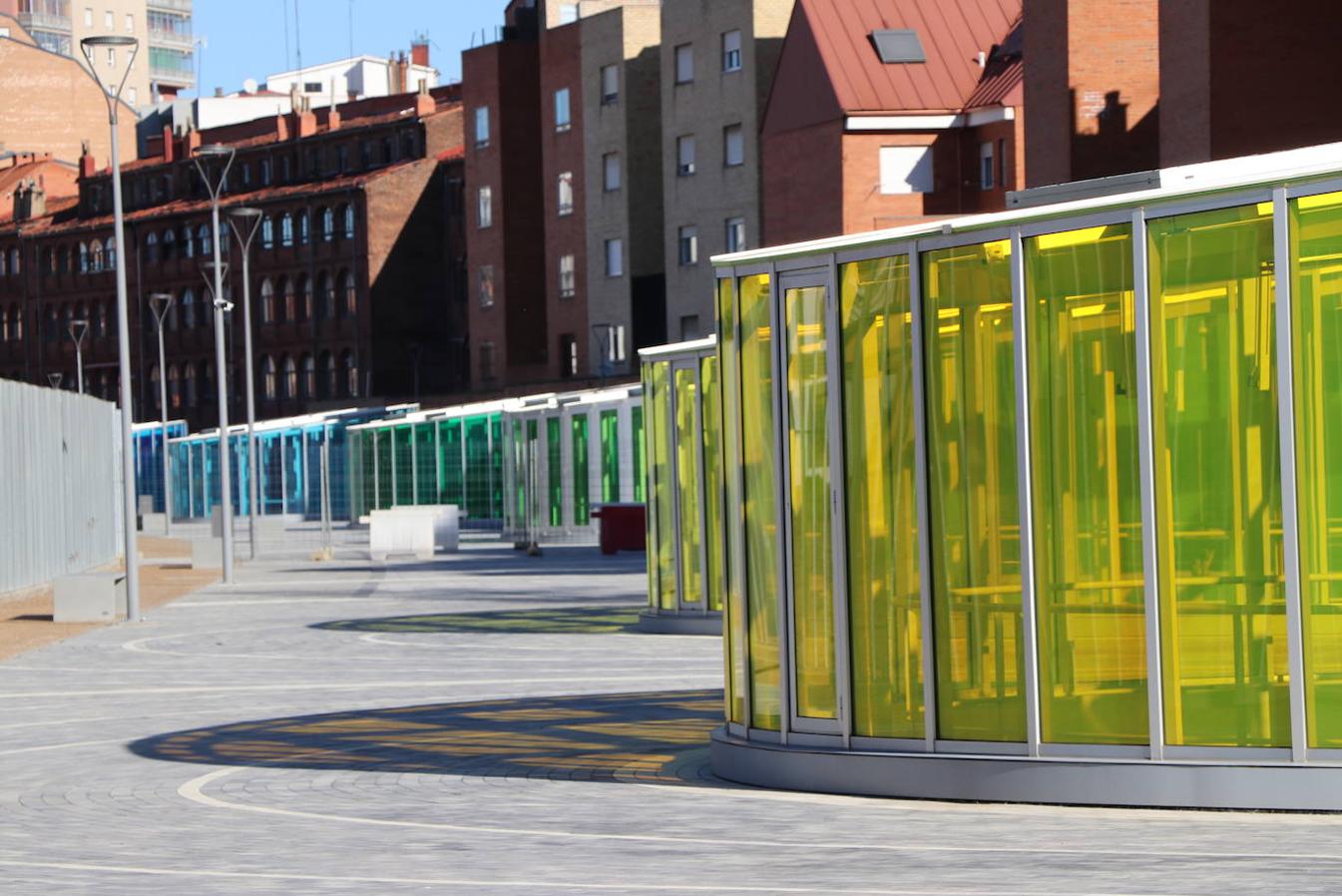 León ha estrenado este martes el nuevo tramo correspondiente a la integración del ferrocarril, que reduce el viaje Asturias-Madrid, que hasta ahora se veía obligado a entrar a la estación provisional o ' de fondo de saco' 