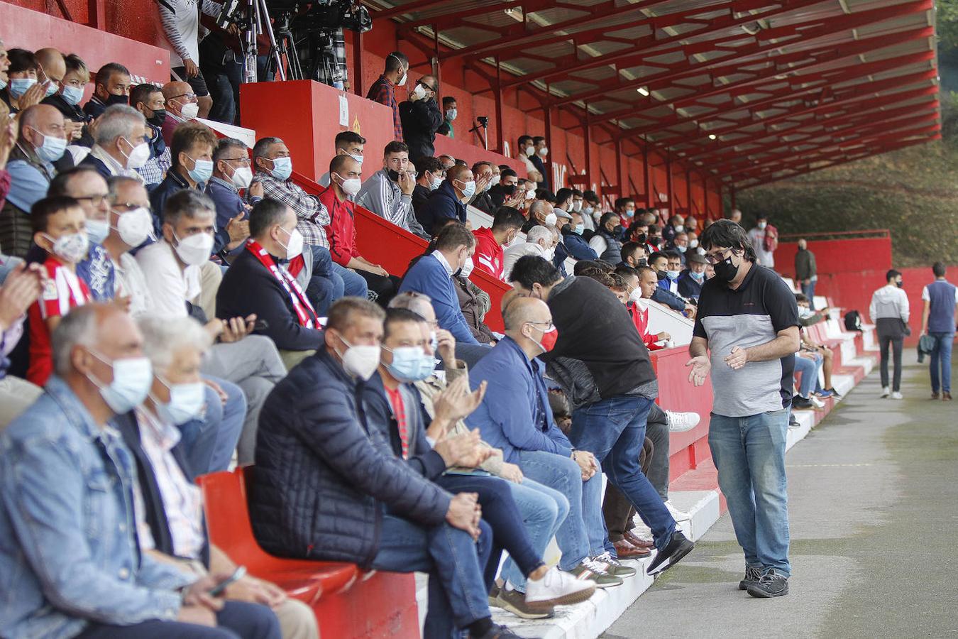 Fotos: Sporting B 3-2 Praviano, en imágenes