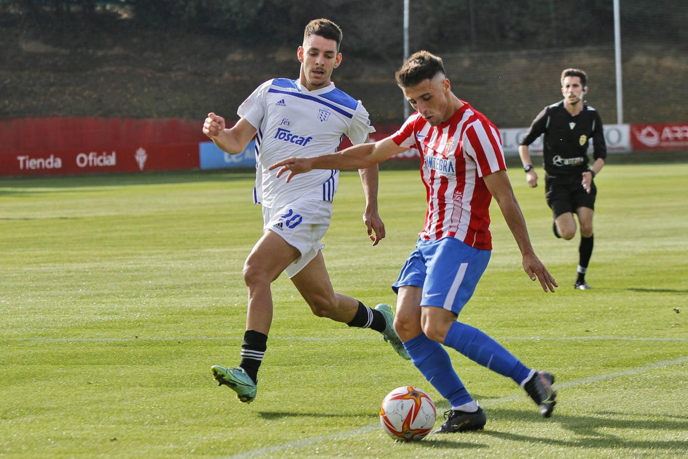 Fotos: Sporting B 3-2 Praviano, en imágenes