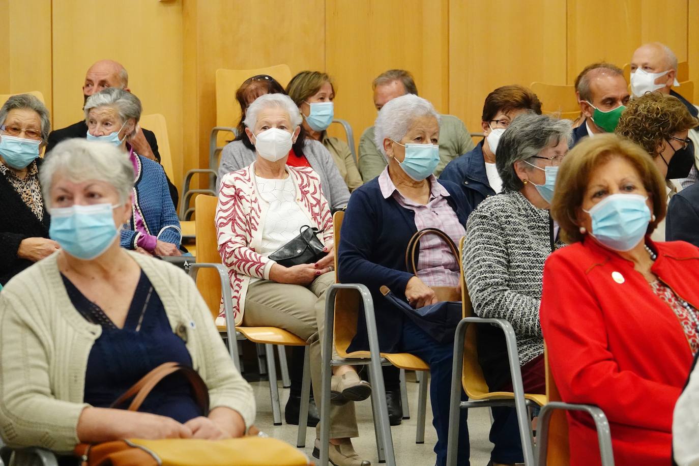 Fotos: Rosita Morán, homenajeada por sus vecinos