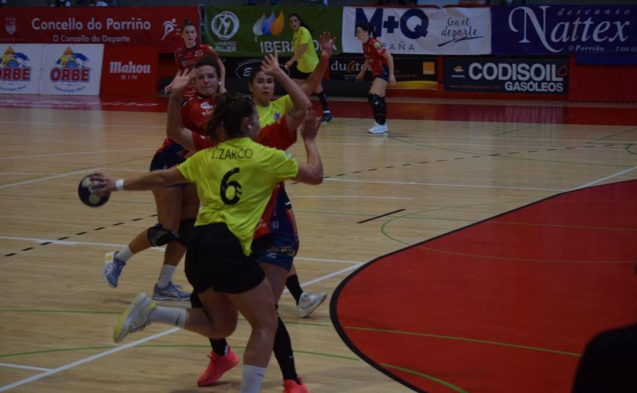 Lorena Zarco, la máxima anotadora fabril, en el partido de esta tarde. 