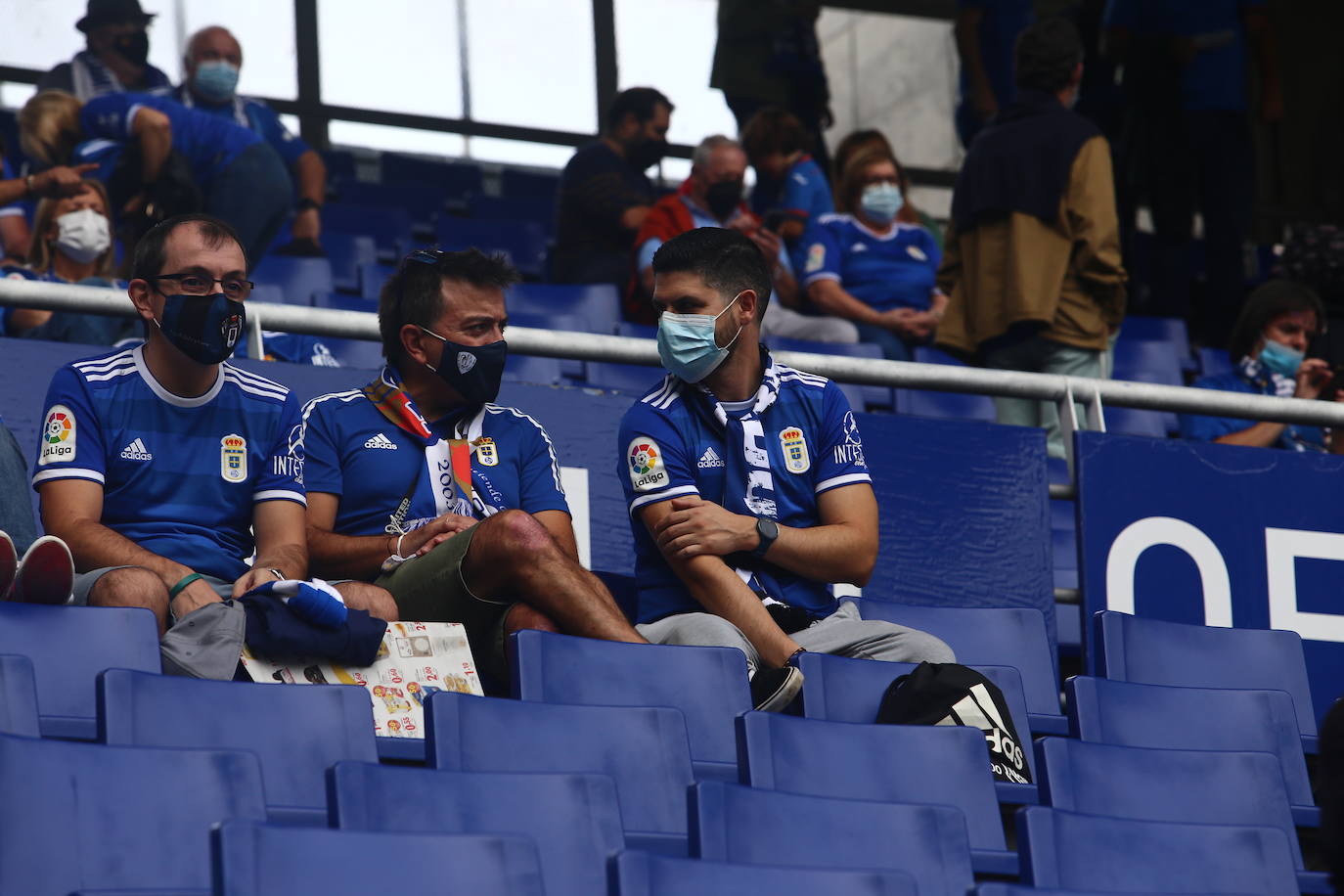 Fotos: ¿Estuviste en el Real Oviedo-Girona? ¡Búscate!