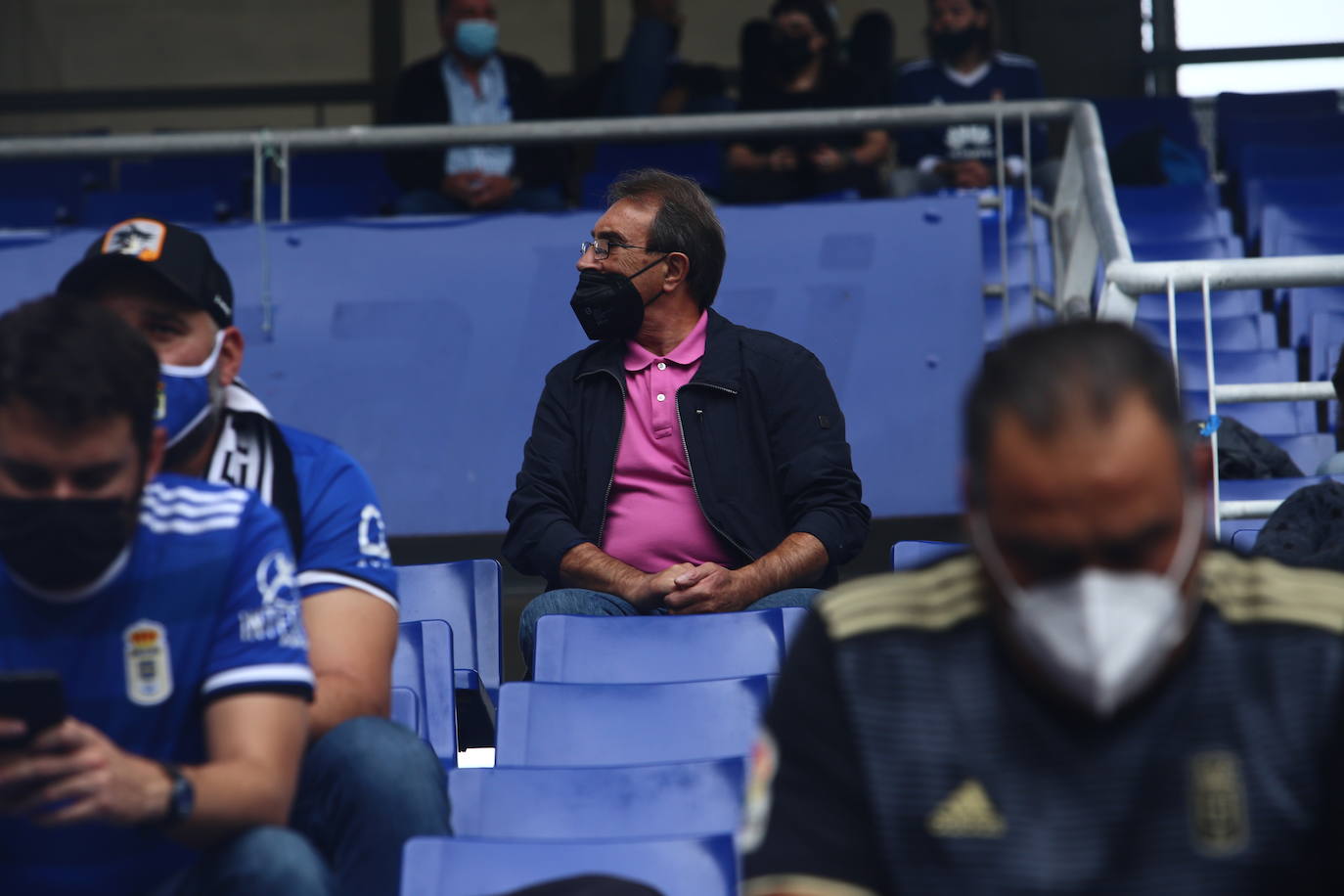 Fotos: ¿Estuviste en el Real Oviedo-Girona? ¡Búscate!