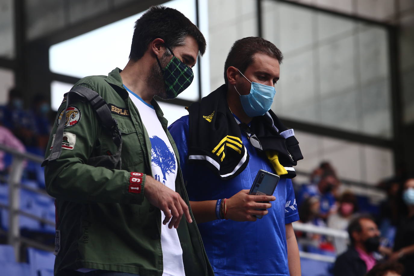 Fotos: ¿Estuviste en el Real Oviedo-Girona? ¡Búscate!