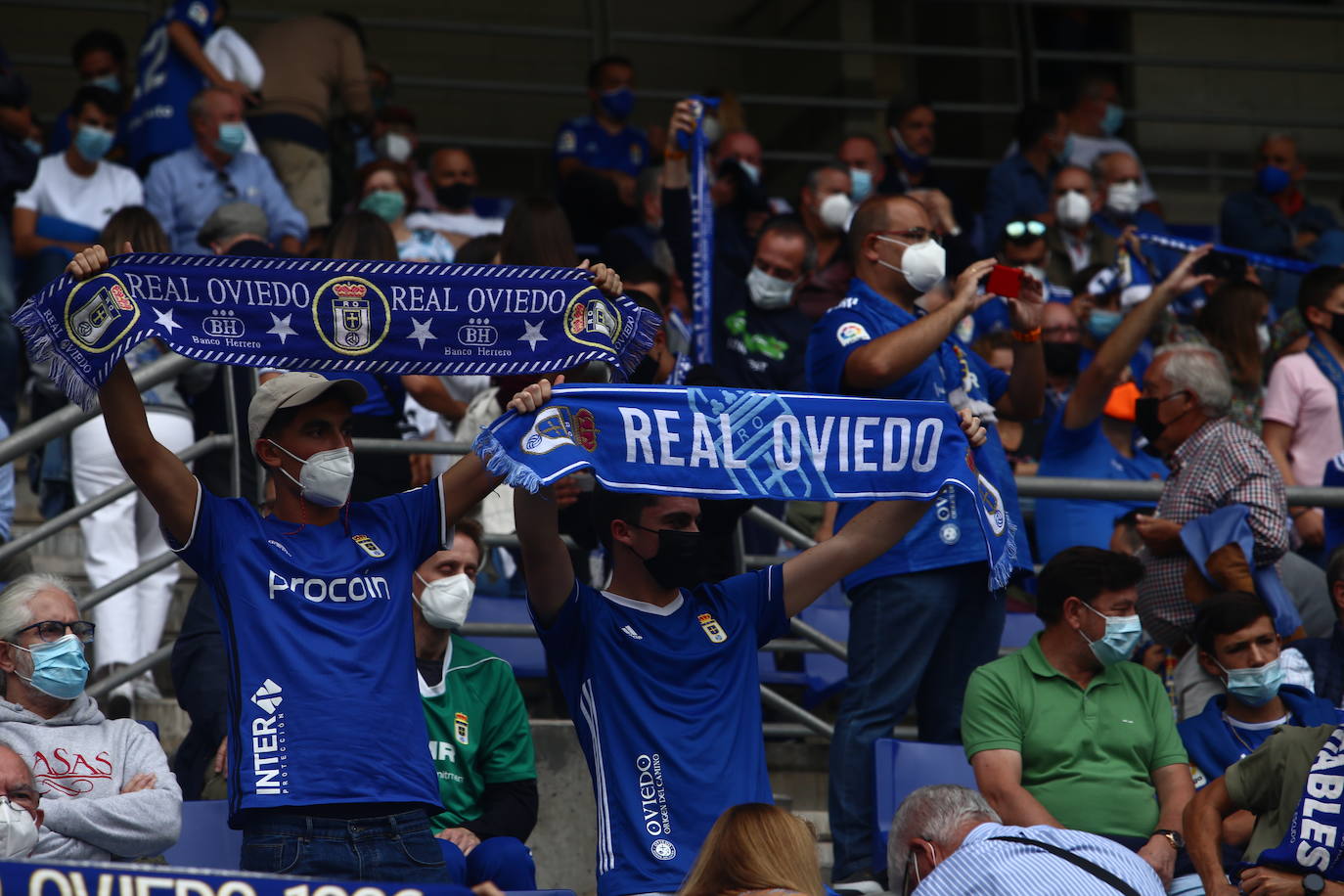 Fotos: ¿Estuviste en el Real Oviedo-Girona? ¡Búscate!