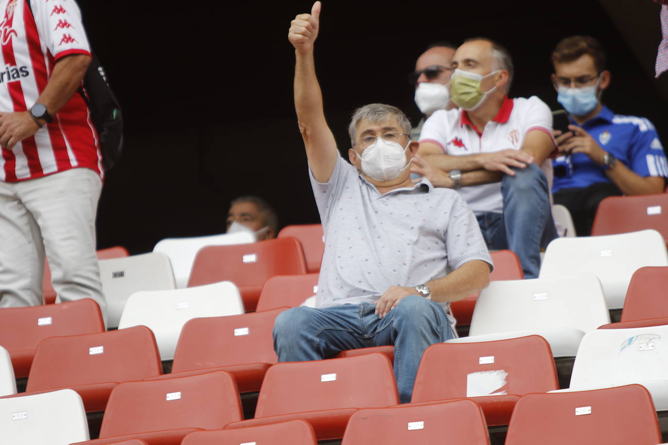 Fotos: ¿Estuviste en el Sporting-Málaga? ¡Búscate!