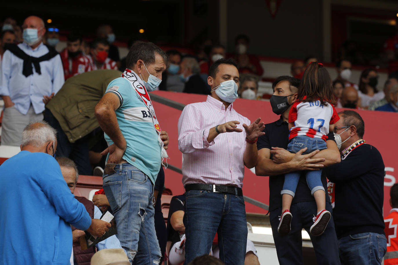 Fotos: ¿Estuviste en el Sporting-Málaga? ¡Búscate!