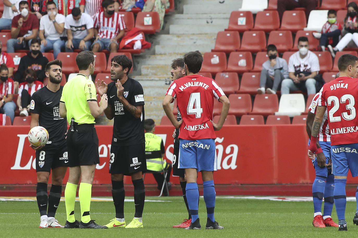 Fotos: Las mejores imágenes del Sporting - Málaga