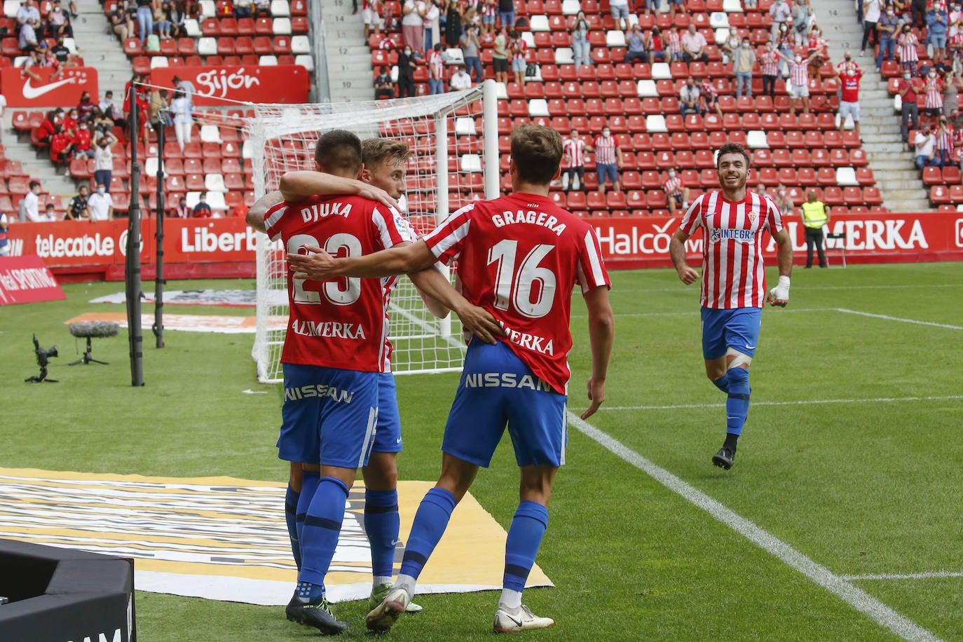 Fotos: Las mejores imágenes del Sporting - Málaga