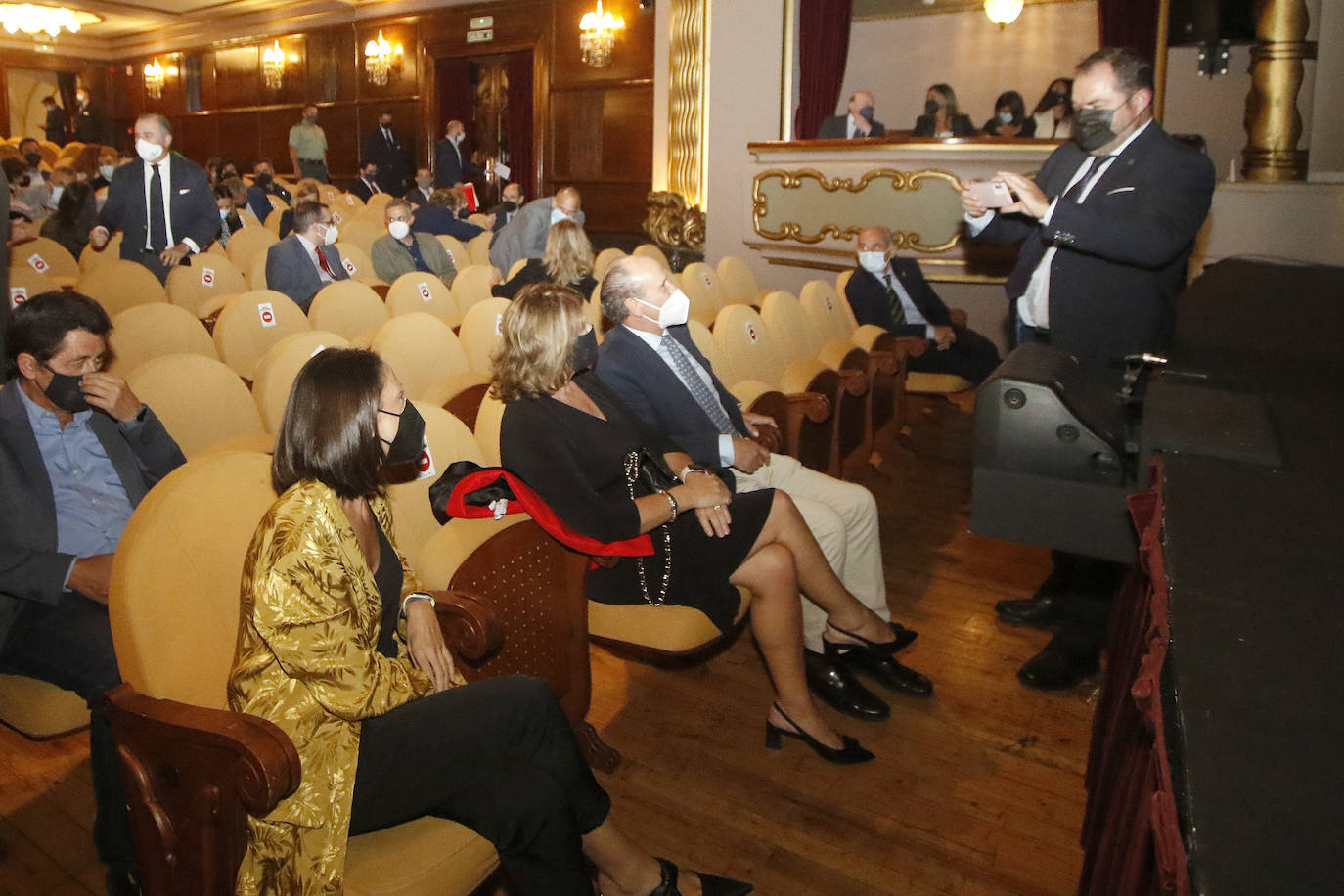 Los galardonados en la edición de este año son las Residencias de Mayores del Principado (Acción Social); Graciano García (Proyección de Asturias); María López (Deporte); Ópera de Oviedo (Cultura); Mario Fernández Fraga (Investigación y Ciencia) y Zitrón (Iniciativa Empresarial)