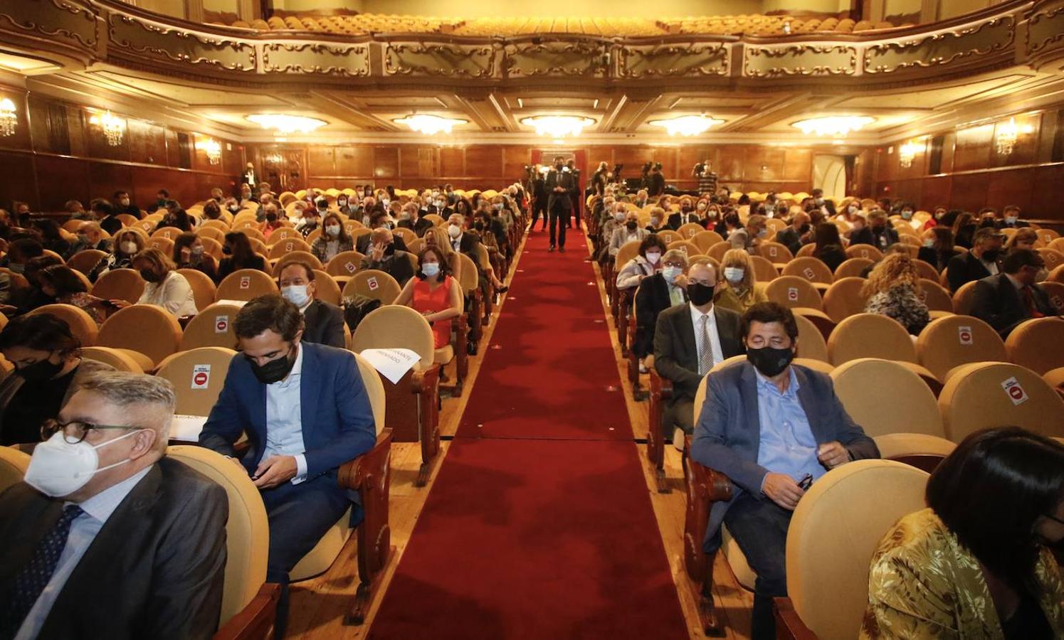 Los galardonados en la edición de este año son las Residencias de Mayores del Principado (Acción Social); Graciano García (Proyección de Asturias); María López (Deporte); Ópera de Oviedo (Cultura); Mario Fernández Fraga (Investigación y Ciencia) y Zitrón (Iniciativa Empresarial)