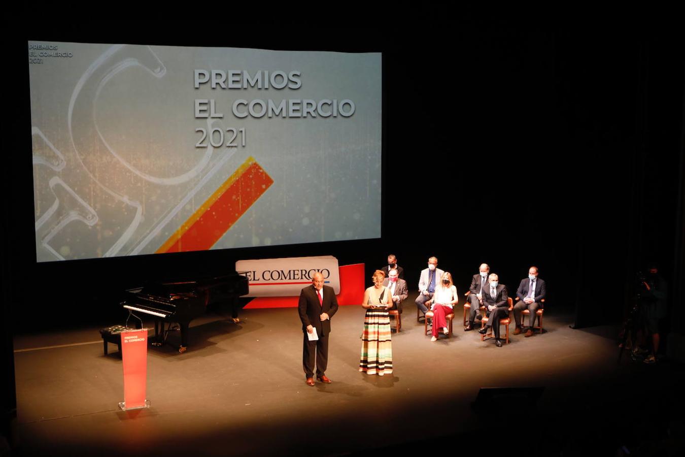 Los galardonados en la edición de este año son las Residencias de Mayores del Principado (Acción Social); Graciano García (Proyección de Asturias); María López (Deporte); Ópera de Oviedo (Cultura); Mario Fernández Fraga (Investigación y Ciencia) y Zitrón (Iniciativa Empresarial)