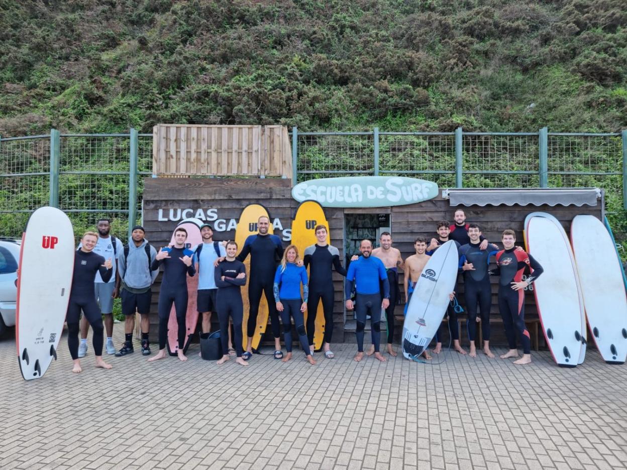 El Unicaja Oviedo se sube a la tabla