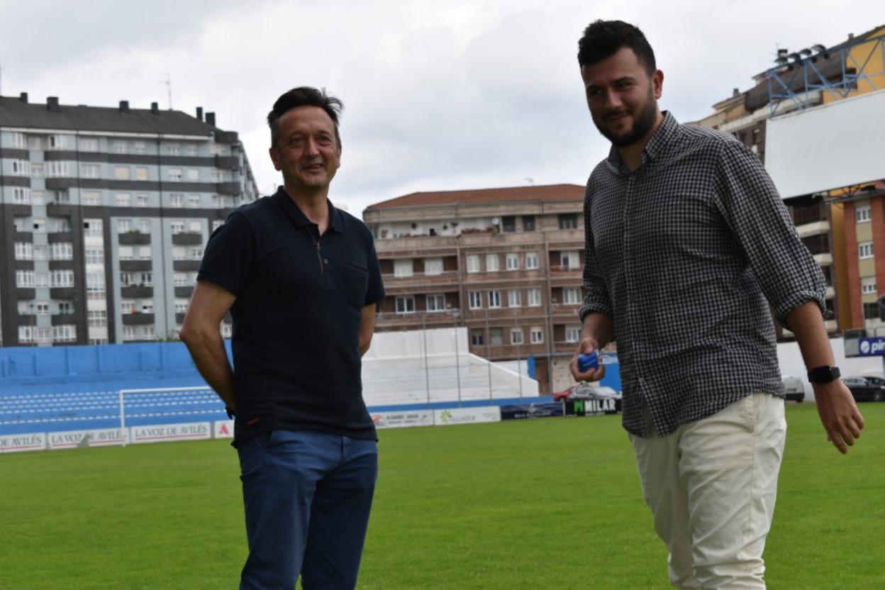 Chiqui de Paz y Jorge González 'Astu', responsables de la parcela deportiva del Avilés. 