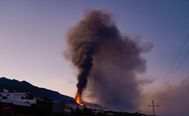 El volcán de La Palma continúa en erupción. 