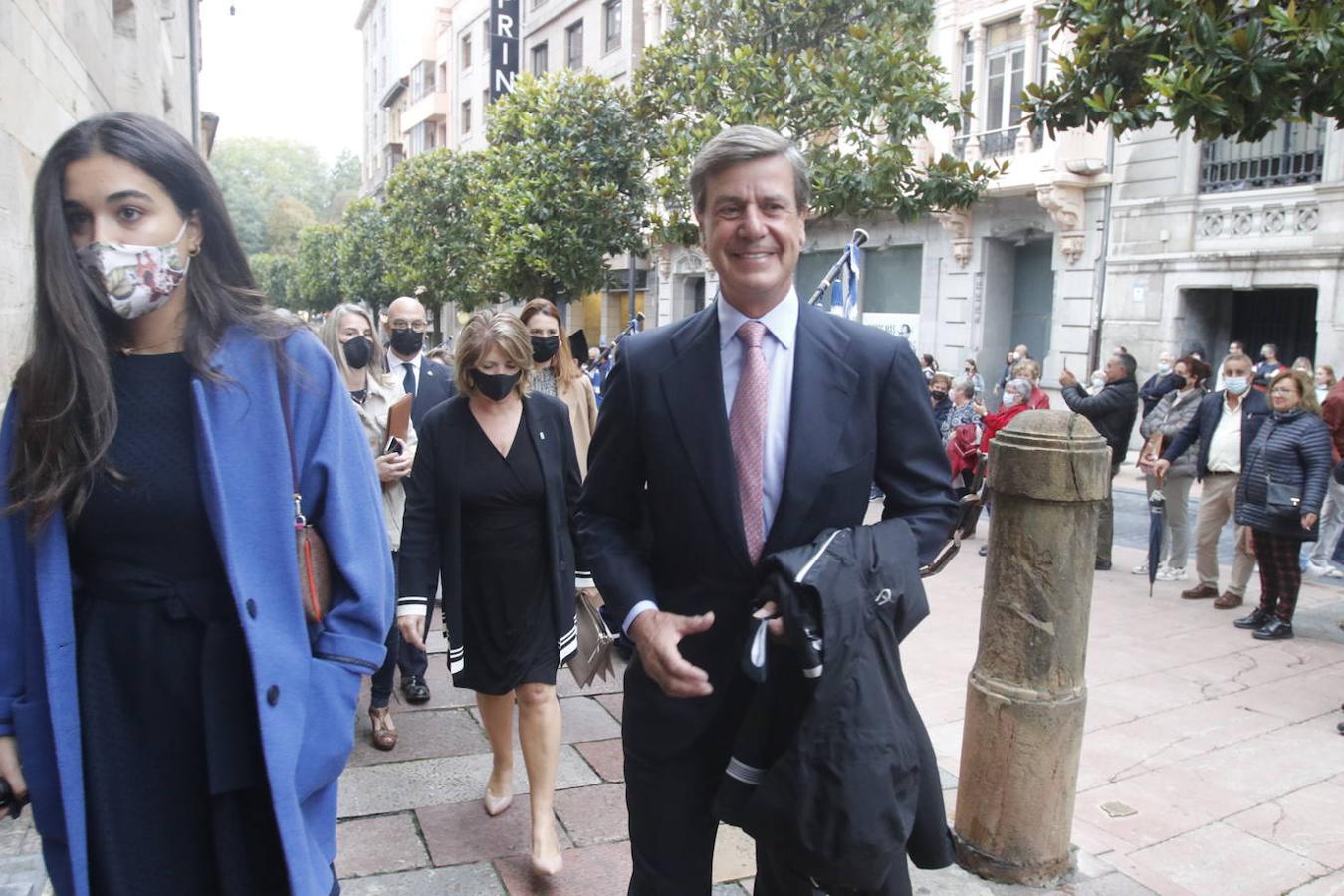 Los Premios Iberoamericanos Asicom-Universidad de Oviedo 2021 han destacado la labor informativa de Europa Press para difundir la actualidad de España y de Iberoamérica. También han sido reconocidos en esta edición el exjugador de balonmano, José Javier Hombrados; la escultora y escritora Ana Teresa Ortega; el productor y empresario José Velasco; el actor Inmanol Arias; y el sociólogo portugués Boaventura de Sousa.