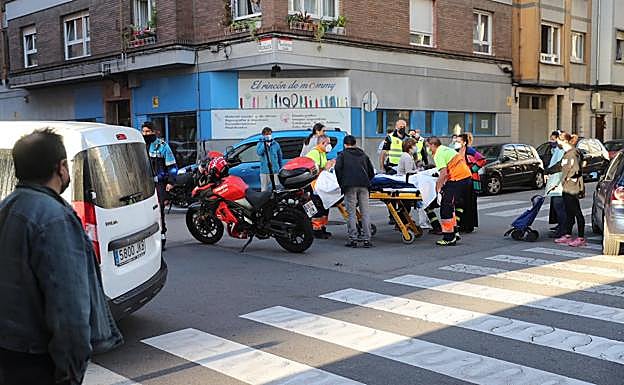 Herido un hombre de 70 años al ser atropellado en la Calle Reconquista.
