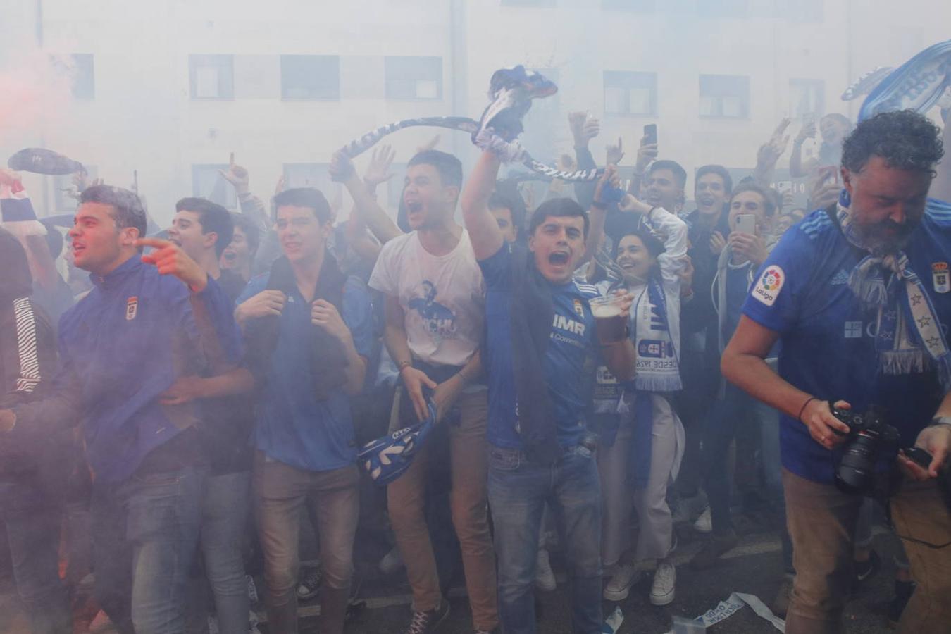 Así ha recibido la afición azul al Real Oviedo
