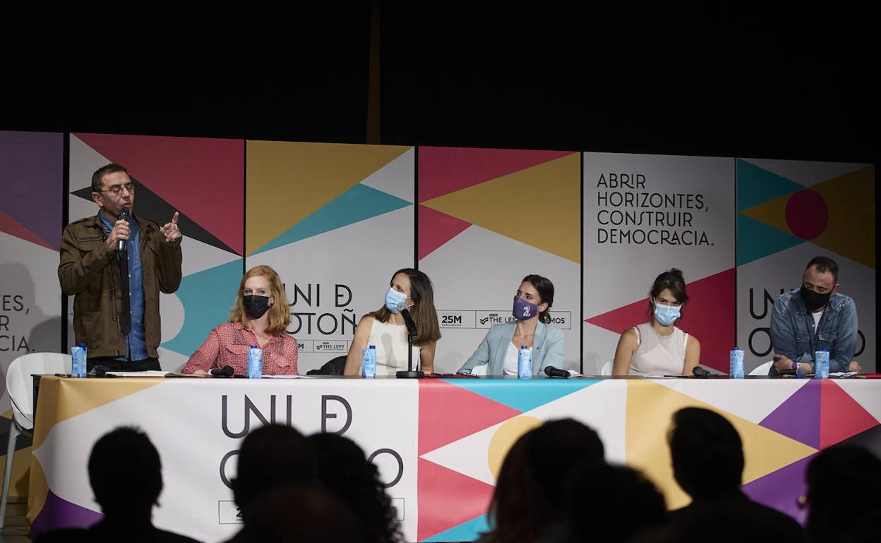 Juan Carlos Monedero interviene en la 'Uni de otoño' de Podemos.