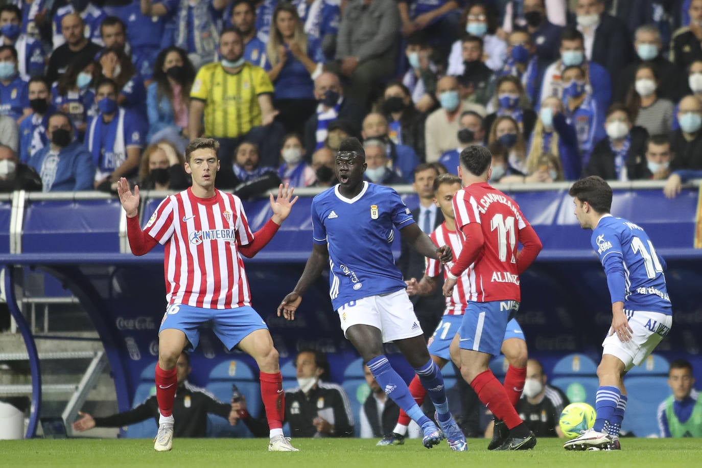 Oviedo y Sporting firman un empate con los goles de Lucas y Djuka. 