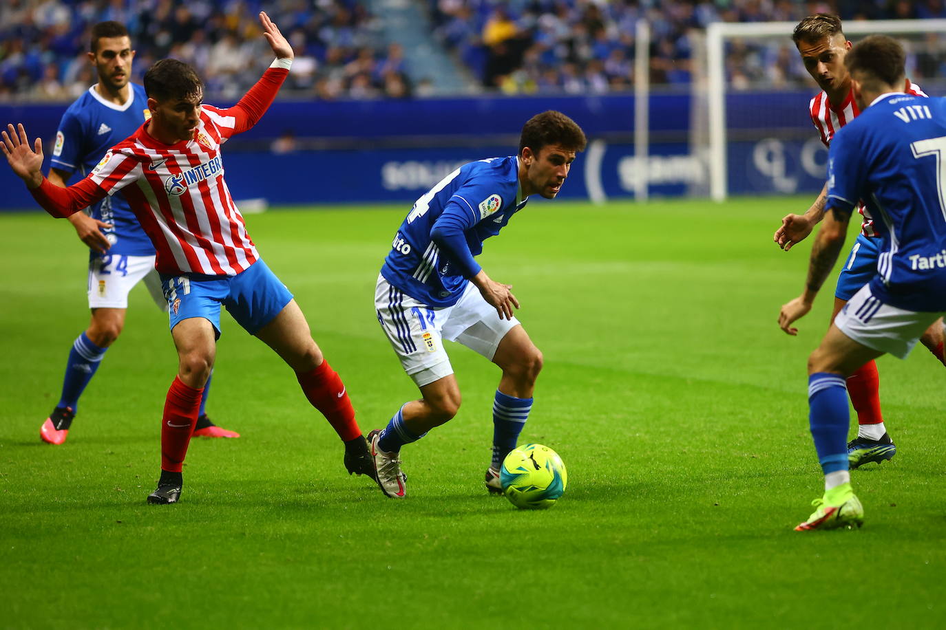 Oviedo y Sporting firman un empate con los goles de Lucas y Djuka. 