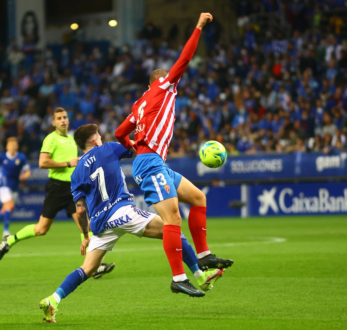 Oviedo y Sporting firman un empate con los goles de Lucas y Djuka. 