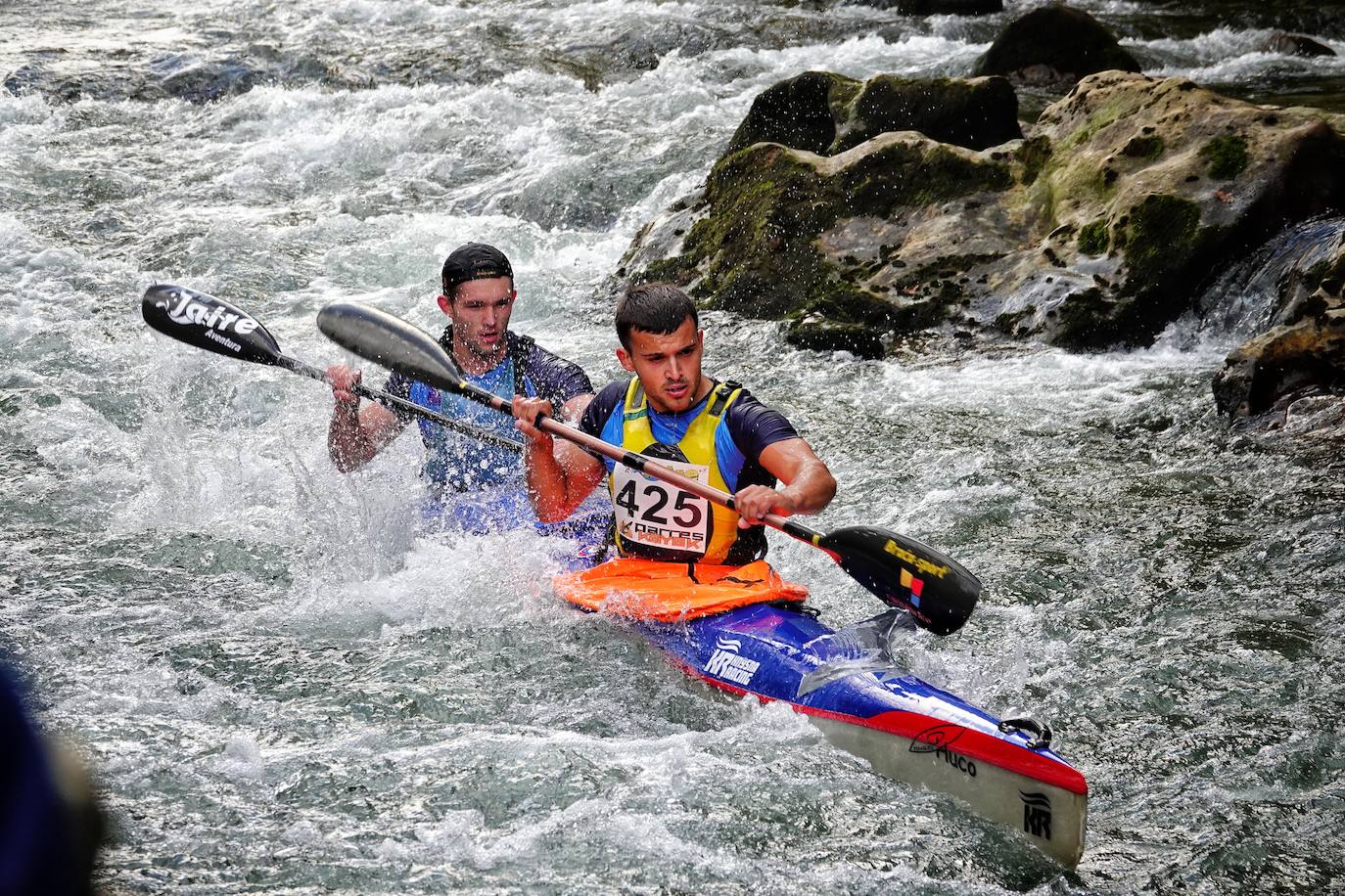 Fotos: Javier López y Pedro Gutiérrez vencen en el Alto Sella