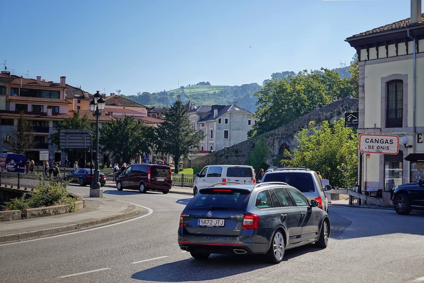 Los establecimientos asturianos registraron una ocupación de entre el 95 y el 100% y en algunos bares, restaurantes y discotecas llegaron incluso a formarse colas, especialmente en los núcleos costeros