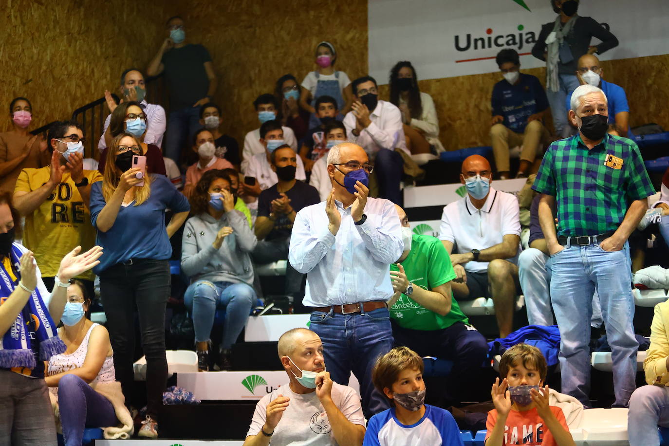 Fotos: ¿Estuviste en el Unicaja Oviedo - Juaristi? ¡Búscate!