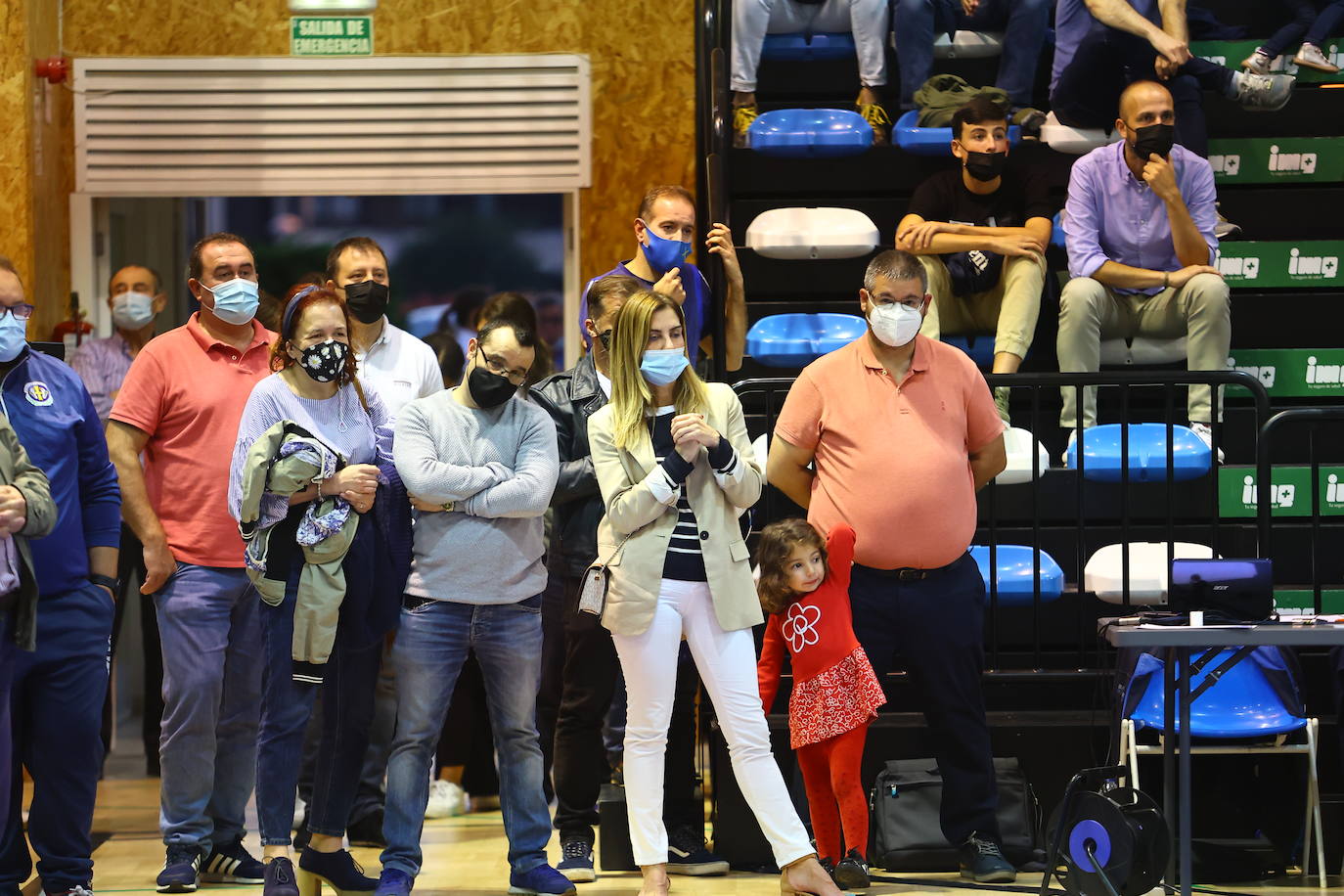 Fotos: ¿Estuviste en el Unicaja Oviedo - Juaristi? ¡Búscate!