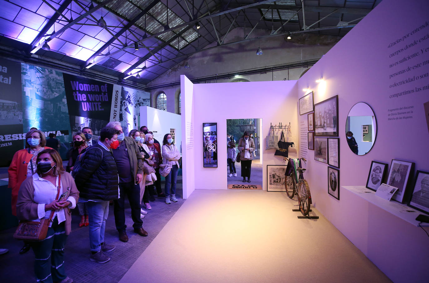 Trescientos afortunados disfrutaron de dos visitas guiadas por la Fábrica de Armas en la inauguración de la Semana de los Premios Princesa 