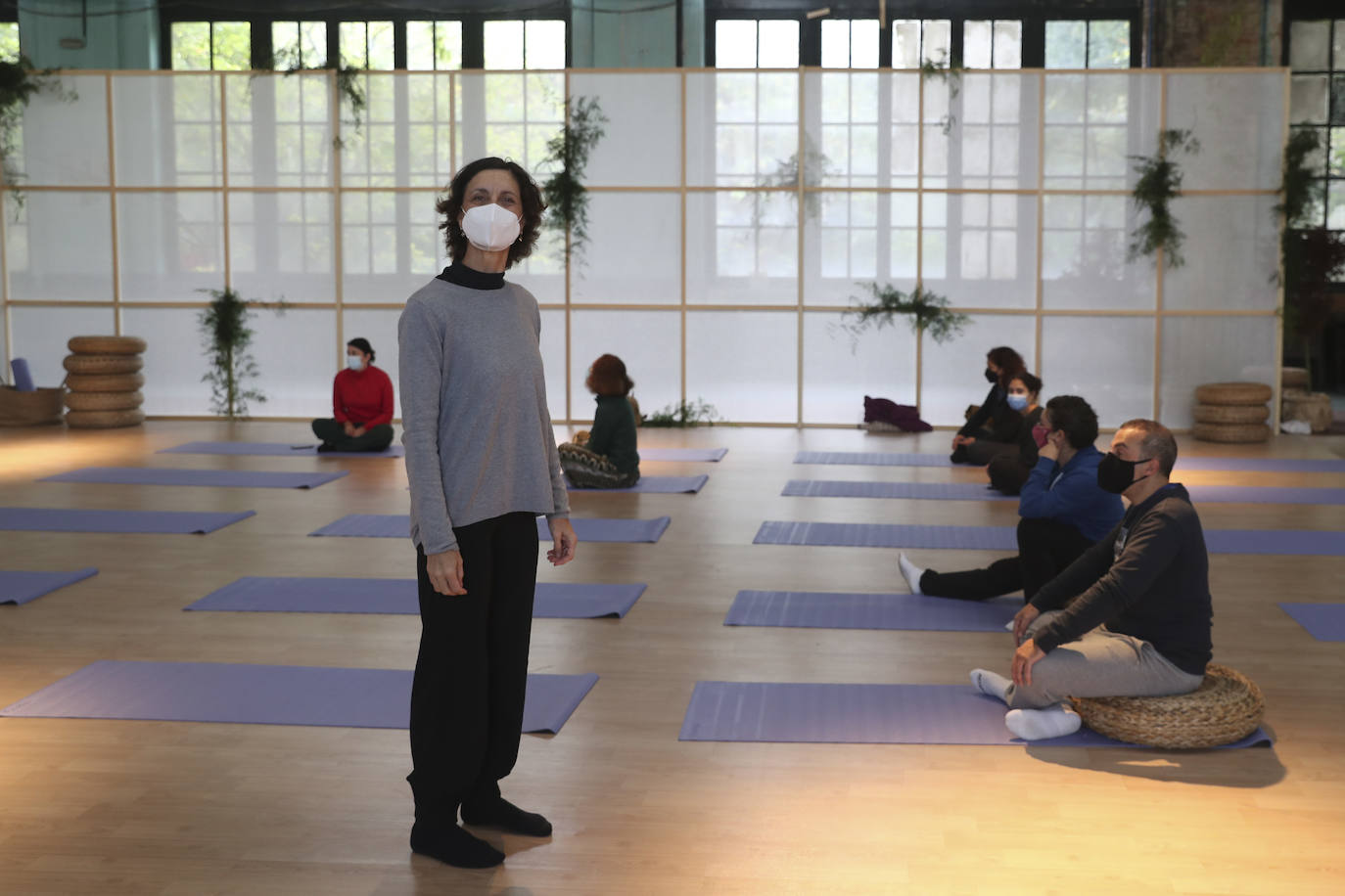 Los más pequeños han podido disfrutar ya de los minijuegos paralímpicos en la jornada de 'Homenaje a Teresa Perales' y del taller «Bolsas sobre la marcha» en el Espacio Steinem. Para los adultos también se han celebrado actividades como «Cuerpo consciente», inspirada en el libro 'Revolution from within' de la Premio Princesa de Asturias de Comunicación y Humanides 2021. 