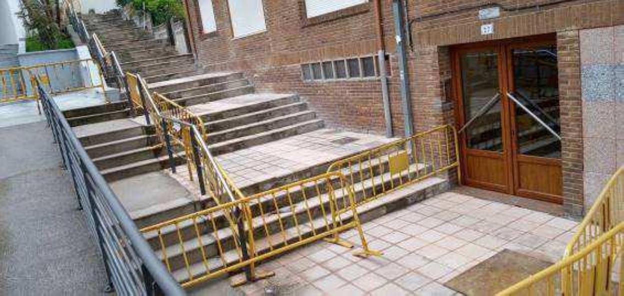 Una de las escaleras de San Esteban que se contempla reparar. 