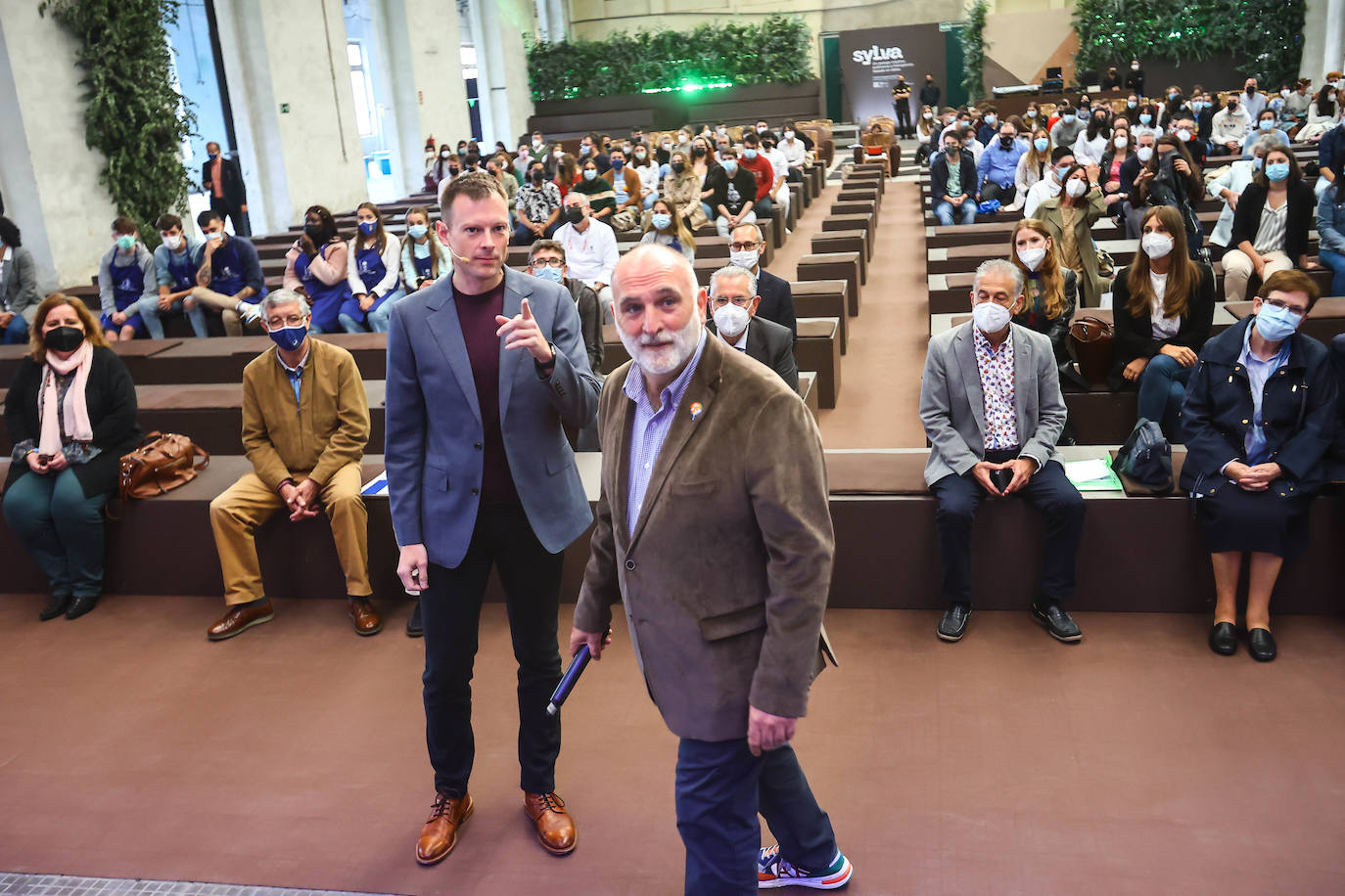 Fotos: Encuentro entre José Andrés y estudiantes de Hostelería