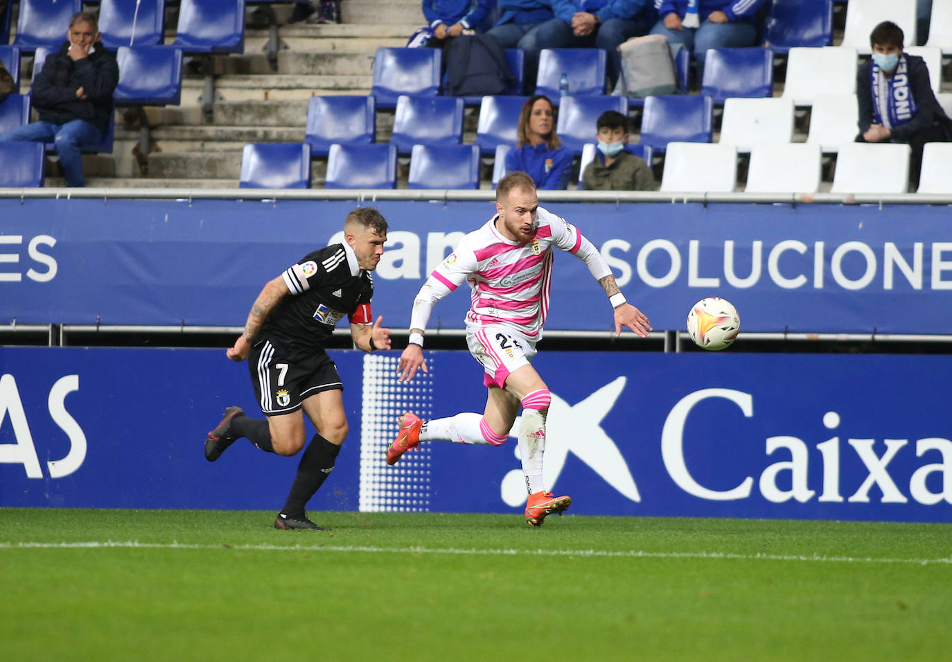 Fotos: Las mejores imágenes del Real Oviedo - Burgos