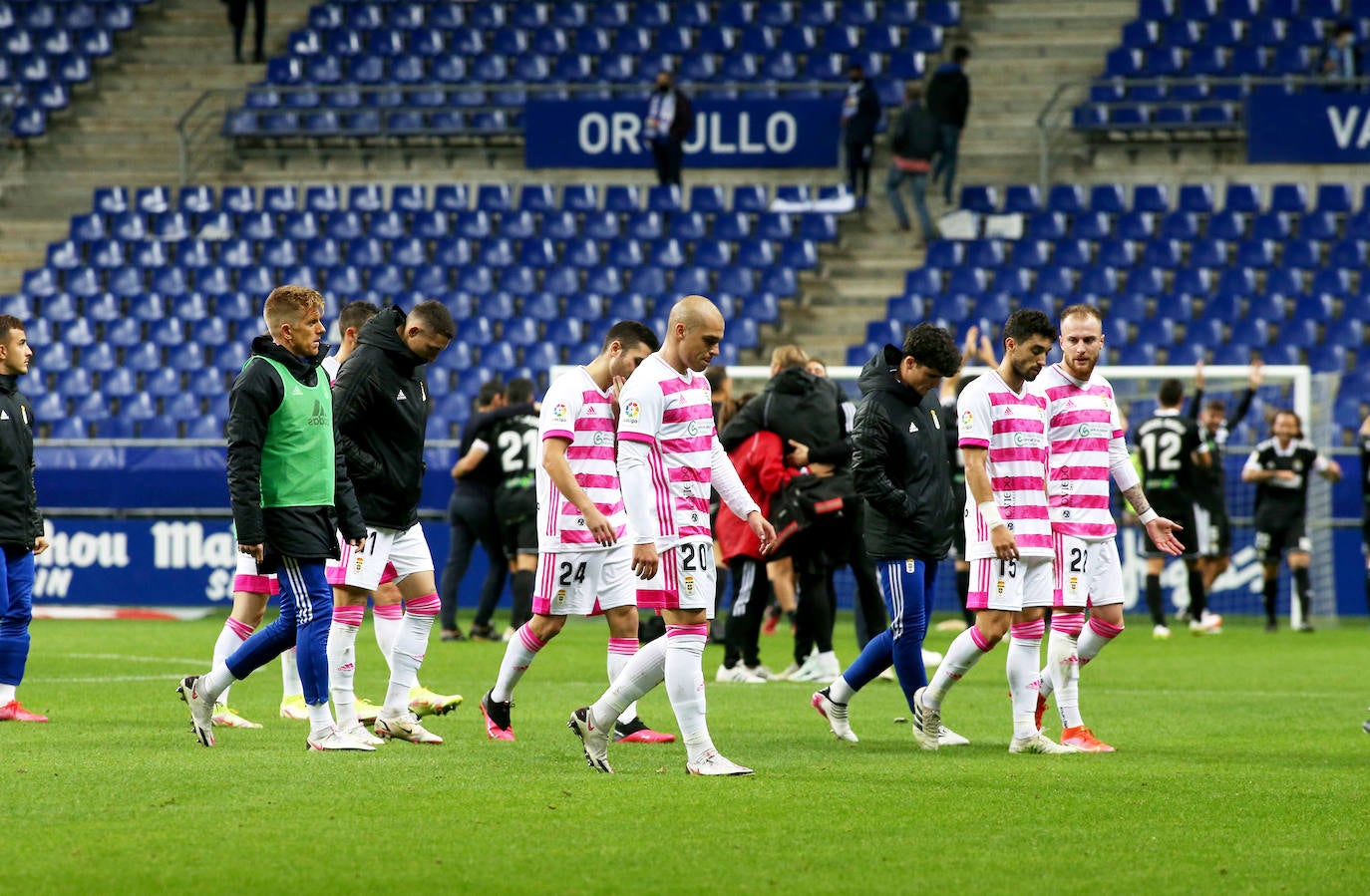 Fotos: Las mejores imágenes del Real Oviedo - Burgos