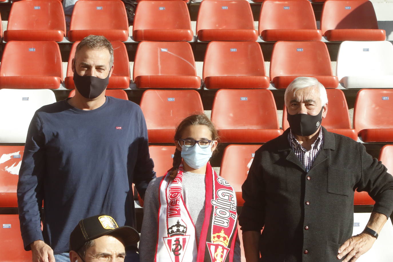 Fotos: ¿Estuviste en el Sporting - Valladolid? ¡Búscate!