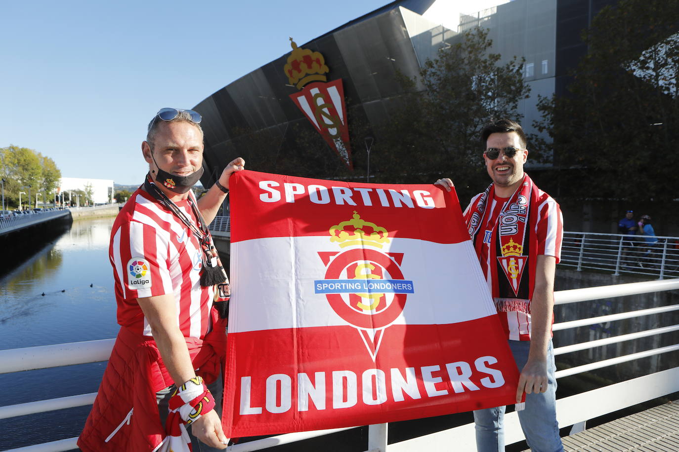 Fotos: ¿Estuviste en el Sporting - Valladolid? ¡Búscate!