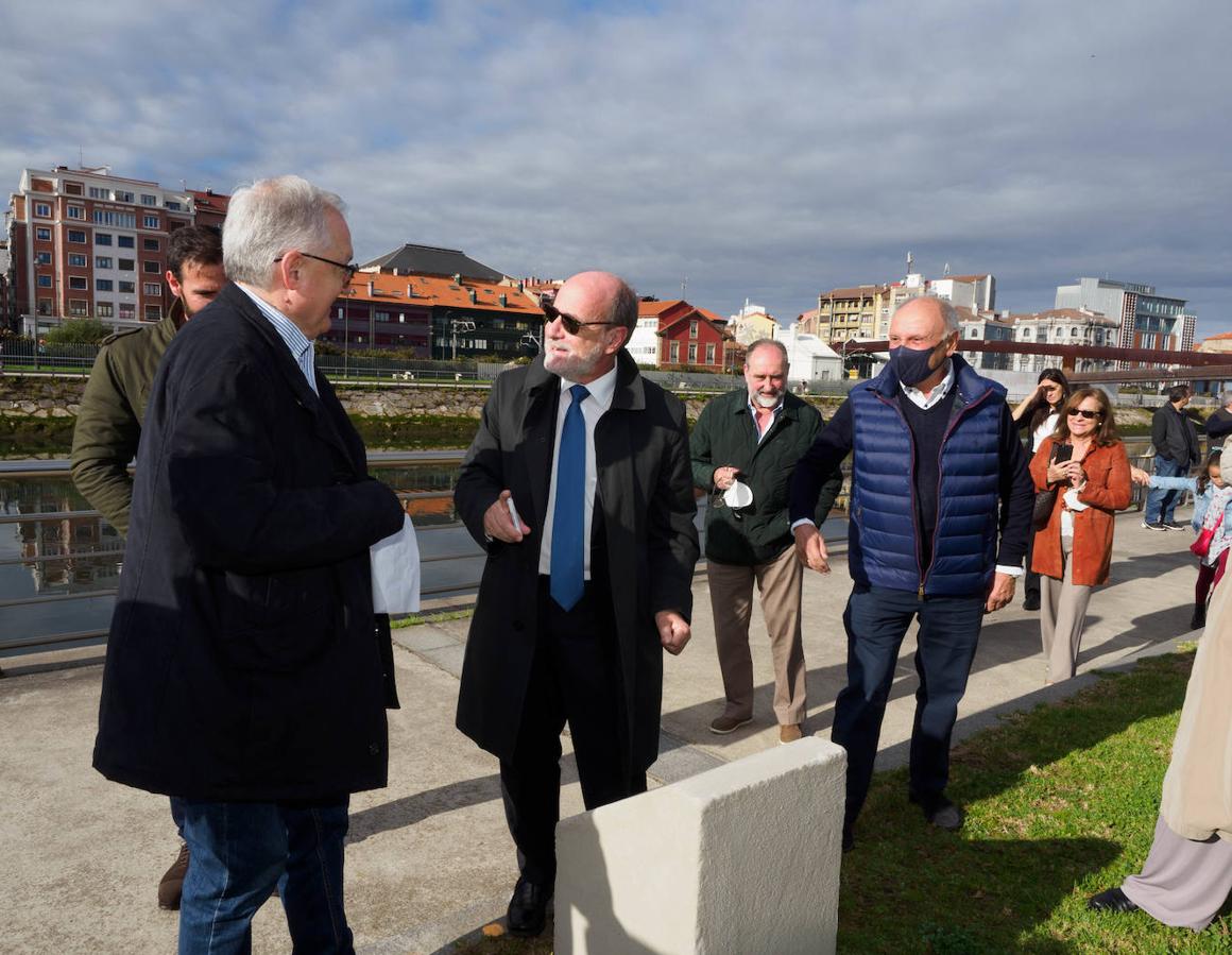 Fotos: Firmas ilustres en el &#039;paseo del colesterol&#039; de Avilés