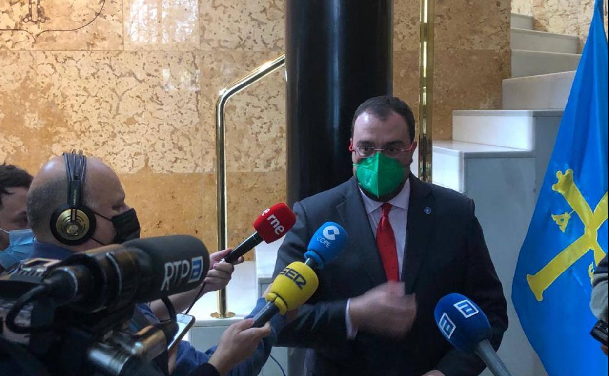 Adrián Barbón, este jueves 