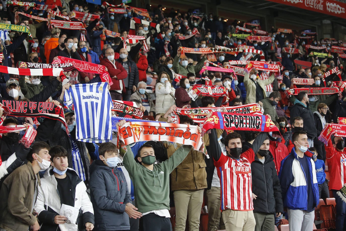 Fotos: ¿Estuviste en el Sporting - Real Sociedad B? ¡Búscate!