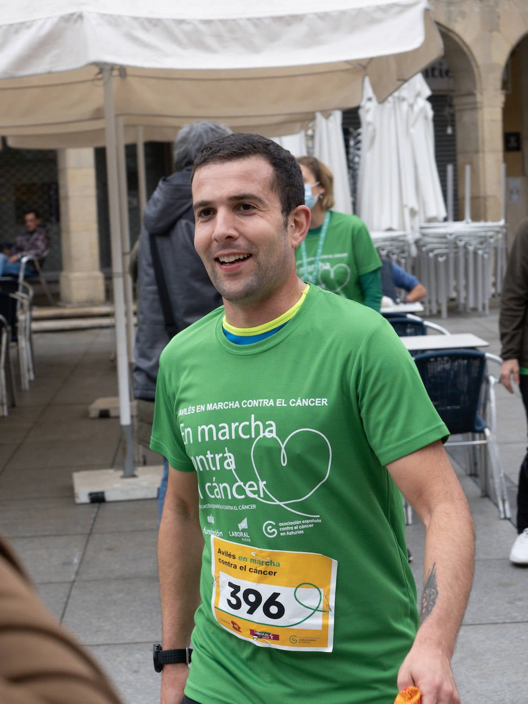 La Asociación Española contra el Cáncer (AECC) ha organizado marchas en Gijón y Avilés para que «la gente tome conciencia y colabore». El objetivo de la iniciativa es mejorar la calidad de vida de los enfermos de cáncer. 