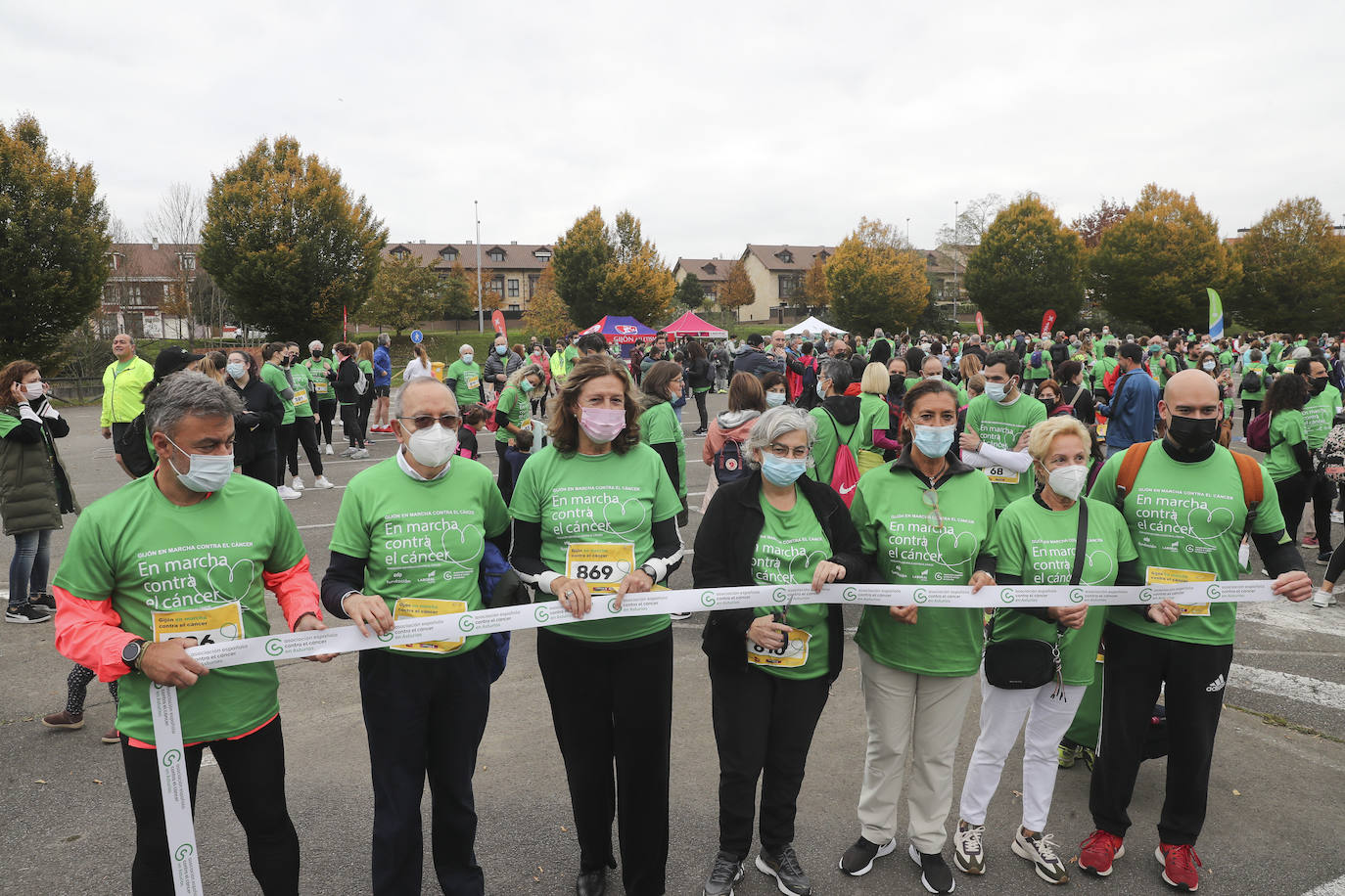 La Asociación Española contra el Cáncer (AECC) ha organizado marchas en Gijón y Avilés para que «la gente tome conciencia y colabore». El objetivo de la iniciativa es mejorar la calidad de vida de los enfermos de cáncer. 