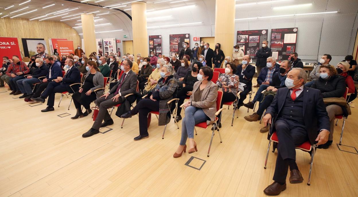 El salón de actos de la FSA se llenó para la entrega de ambos galardones. 