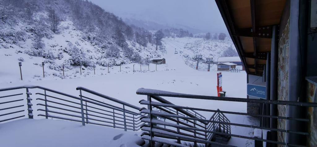 Fotos: Asturias, bajo el primer temporal de nieve del otoño