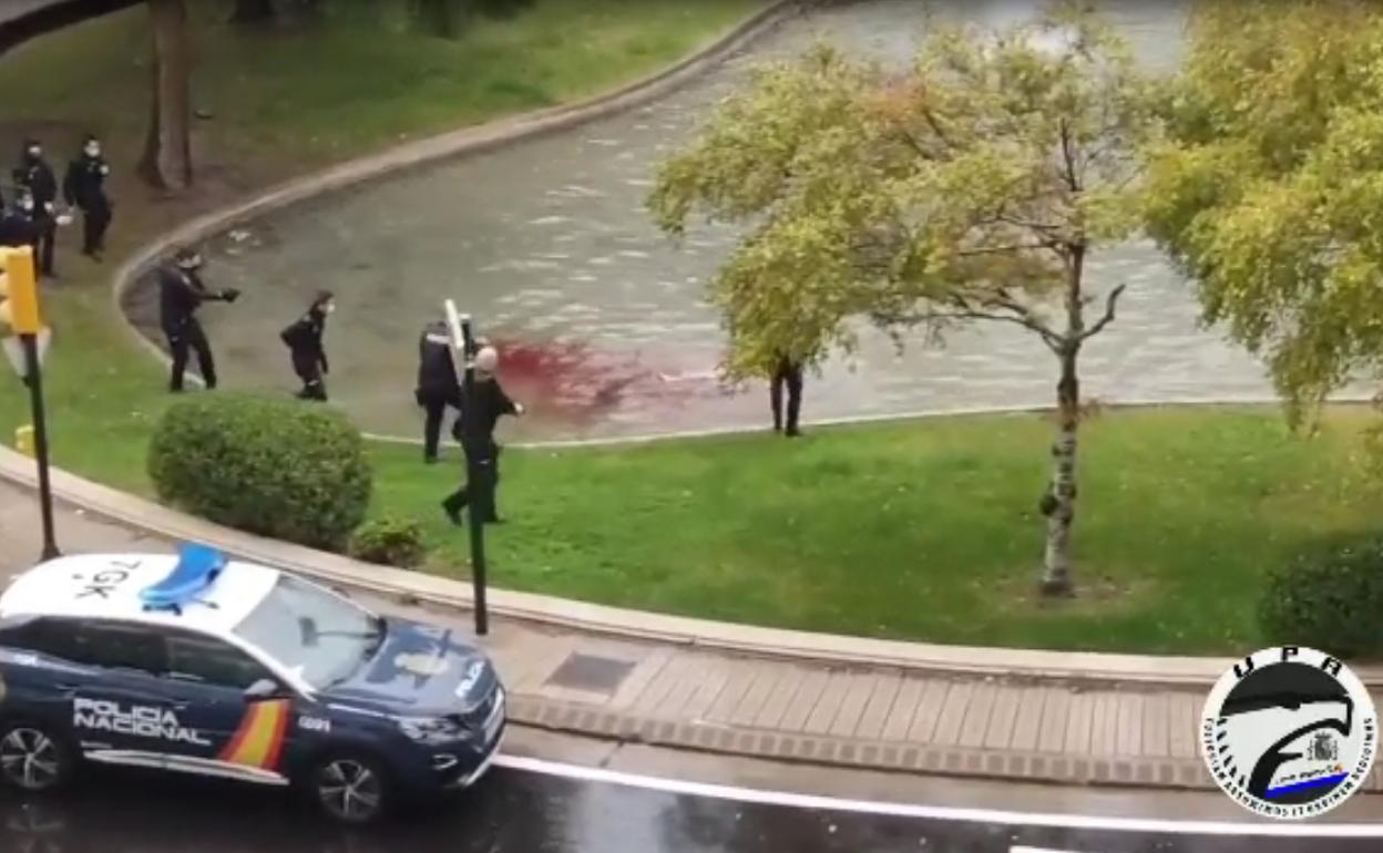 Un hombre ha muerto en Zaragoza después de haberse apuñalado a sí mismo.