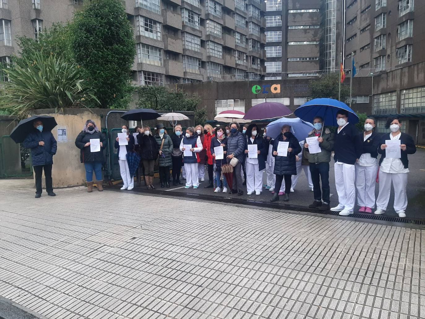 Personal de todos los centros de la red pública geriátrica salieron ese miércoles a la calle para protestar «por las condiciones» en las que trabajan 