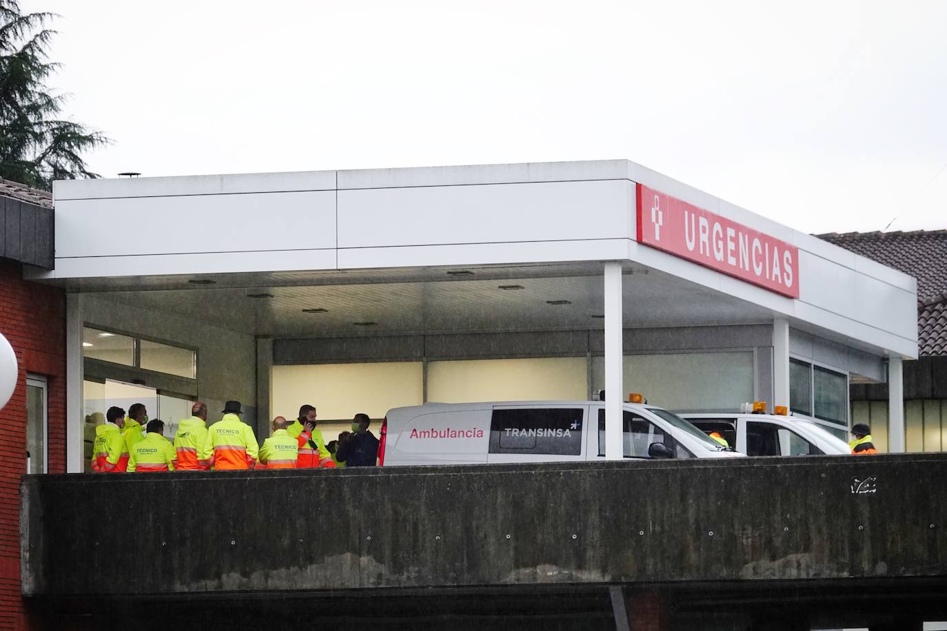 Cuarenta pacientes del hospital de Arriondas serán trasladados a distintos centros hospitalarios de la región, en función de sus patologías