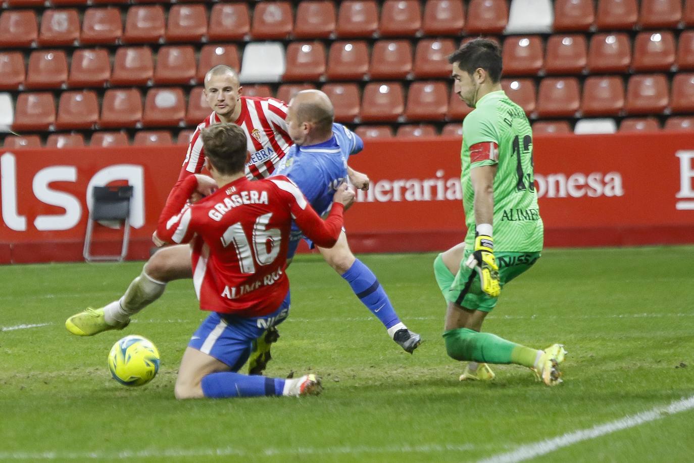 Fotos: Las mejores jugadas del Sporting - Fuenlabrada